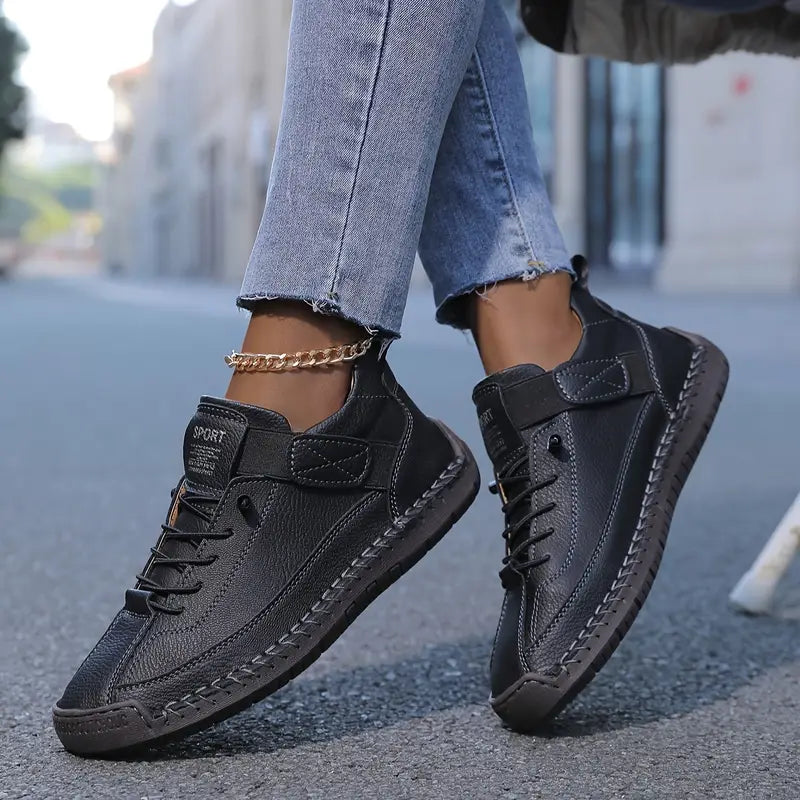 COLLECTIONS-WOMEN-Shoewear